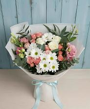 Букет цветов из:  Розы, Лизиантусы и Хризантемы в Зыково