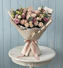 Букет цветов из:  Розы и Лизиантусы #REPLACE_PRED# Зыково