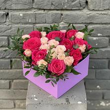 Цветочная композиция из Розы в коробке в Зыково
