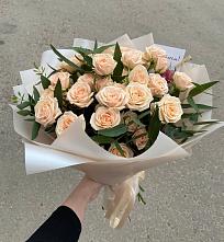 Букет Кремовые розы Латте в Зыково