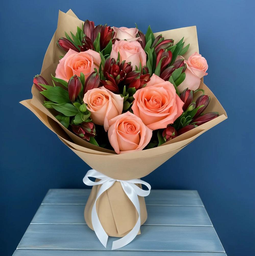 Букет цветов из: Розы и Альстромерии в Зыково