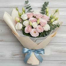 Букет цветов из:  Лизиантусы в Зыково