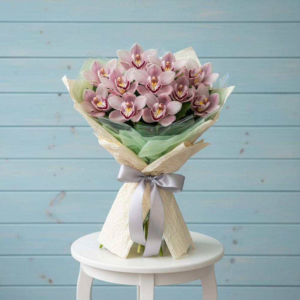 Букет цветов из: Орхидеи и Розы в Зыково