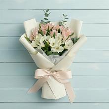 Букет цветов из:  Альстромерии в Зыково