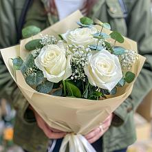 Букет цветов из:  Розы в Зыково