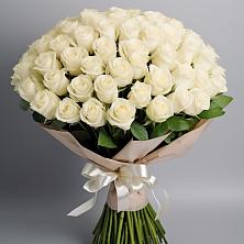 Букет 101 беля роза Белоснежка в Зыково