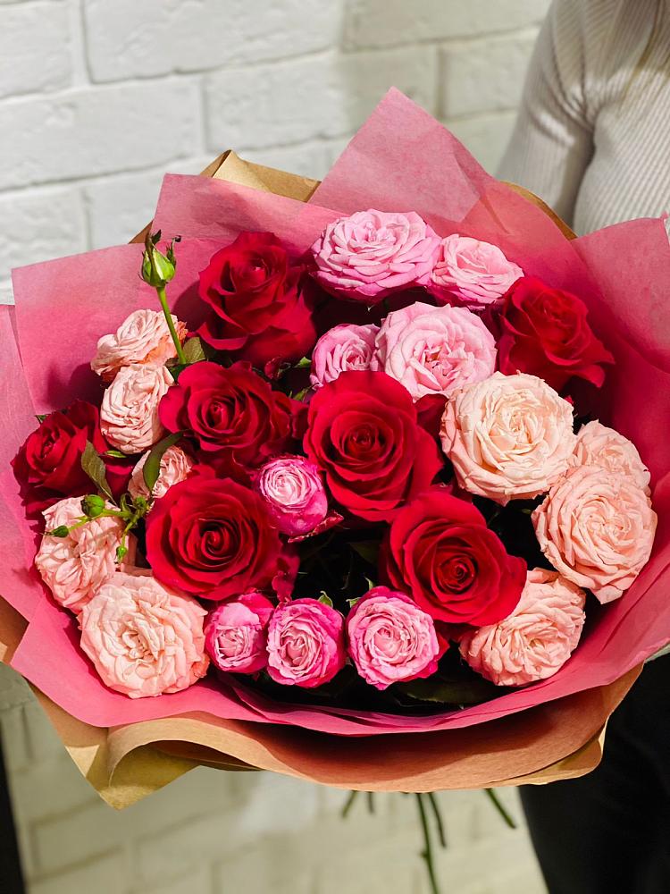 Букет цветов из: Розы в Зыково