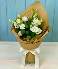 Букет цветов из:  Хризантемы и Лизиантусы в Зыково