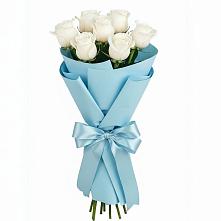 Букет 7 белых роз Проуд в Зыково