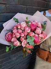 Букет розы в пальмах в Зыково Букет цветов из: Розы в Зыково